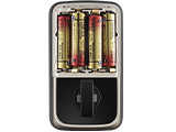 単三アルカリ電池を使用しています。